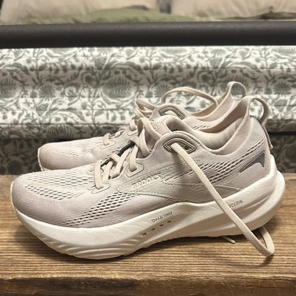 Women’s Brooks Glycerin 22-Taupe - Picture 3 of 6